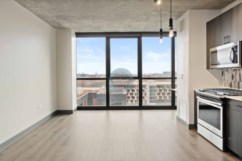 132 N Ada St - Photo 2 of 12