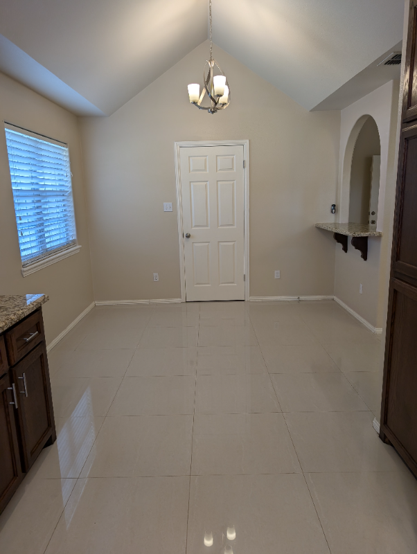 2401 E 27th St - Photo 5 of 22