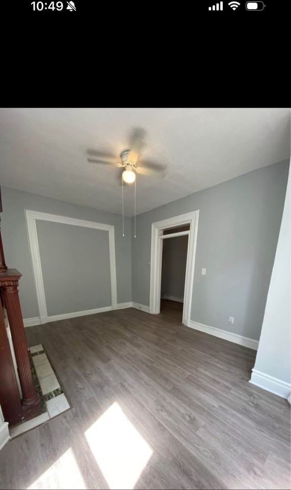 658 E 28th St #1 - Photo 2 of 10