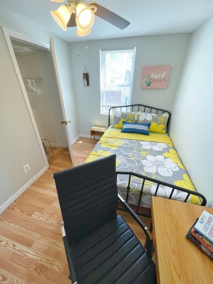 51 5th St #1 - Photo 5 of 9