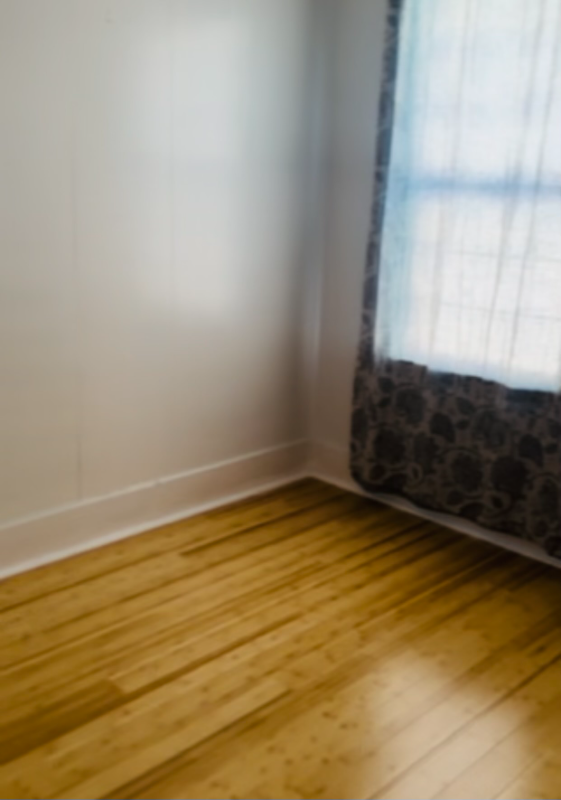 1457 W 35th St - Photo 5 of 18