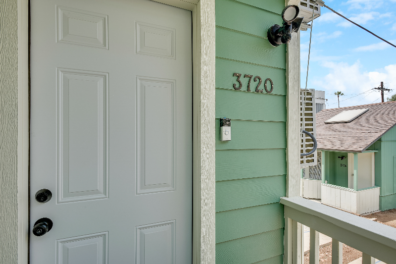 3718 1st Ave #3720 - Photo 2 of 6