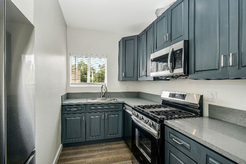 3718 1st Ave #3720 - Photo 4 of 6