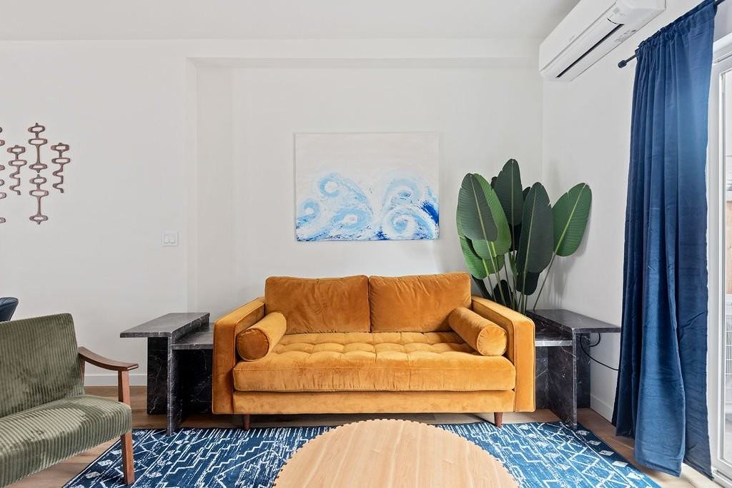 5205 Se Boise St - Photo 2 of 20