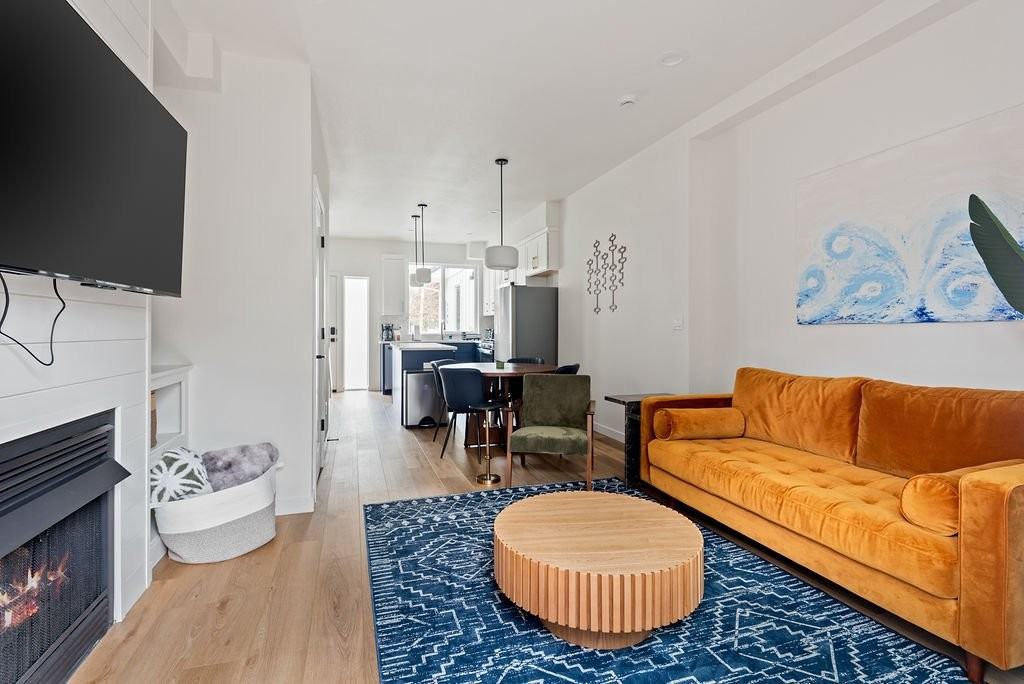 5205 Se Boise St - Photo 4 of 20