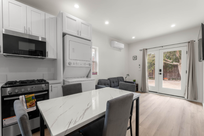 1535 S Ogden Dr #1535 - Photo 6 of 17