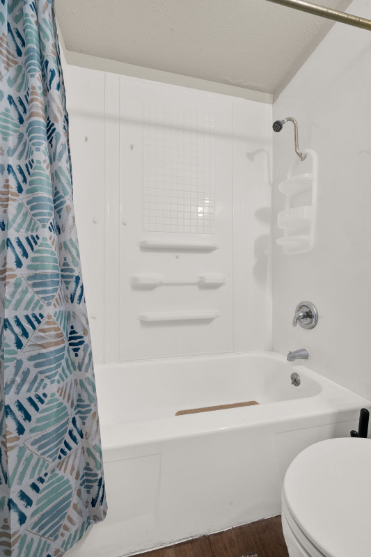 313 Deborah Dr - Photo 6 of 12