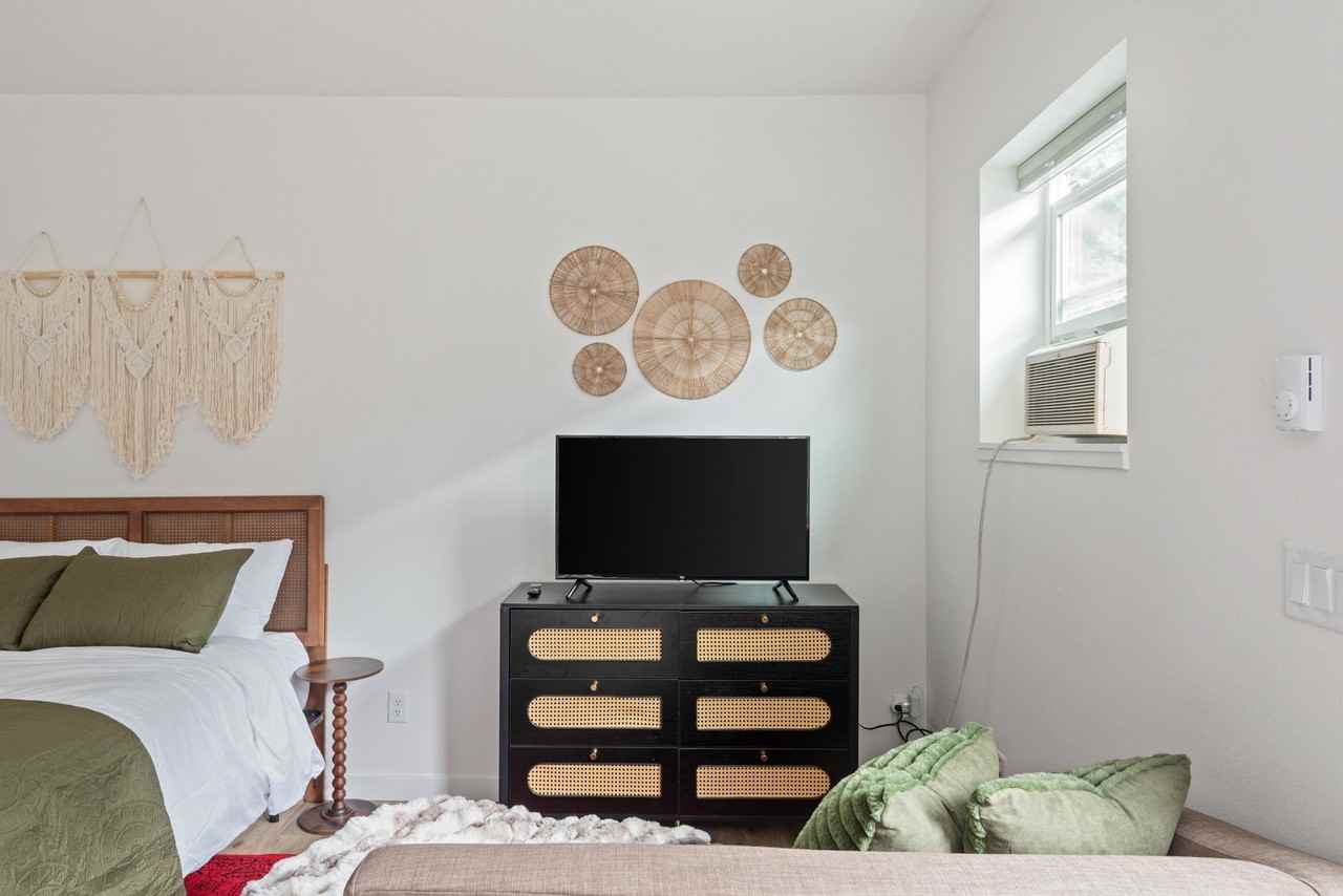 5764 Ne Garfield Ave #C - Photo 6 of 15