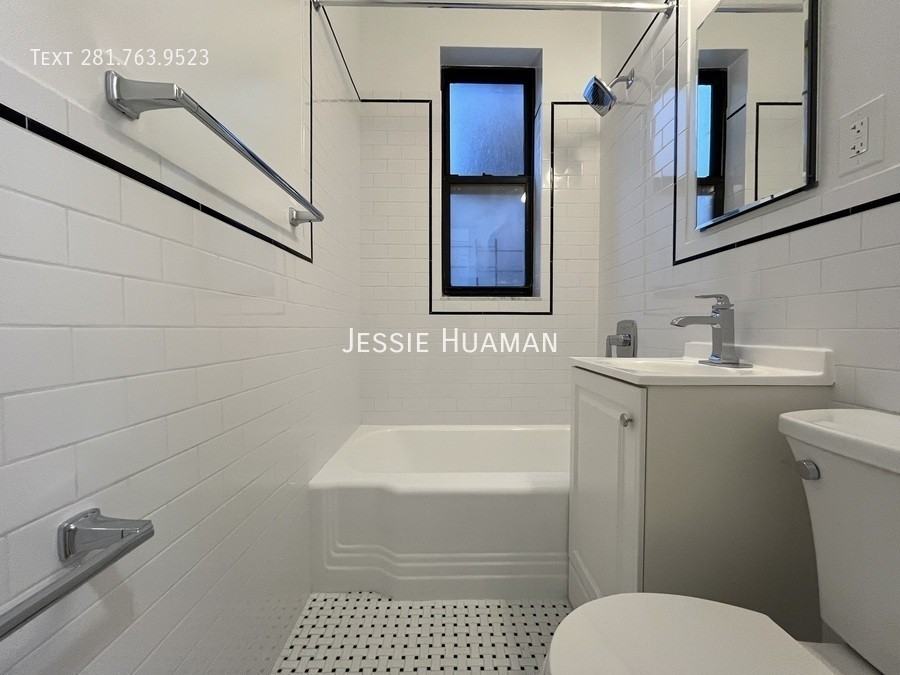 123 E 82nd St #4 - Photo 7 of 7