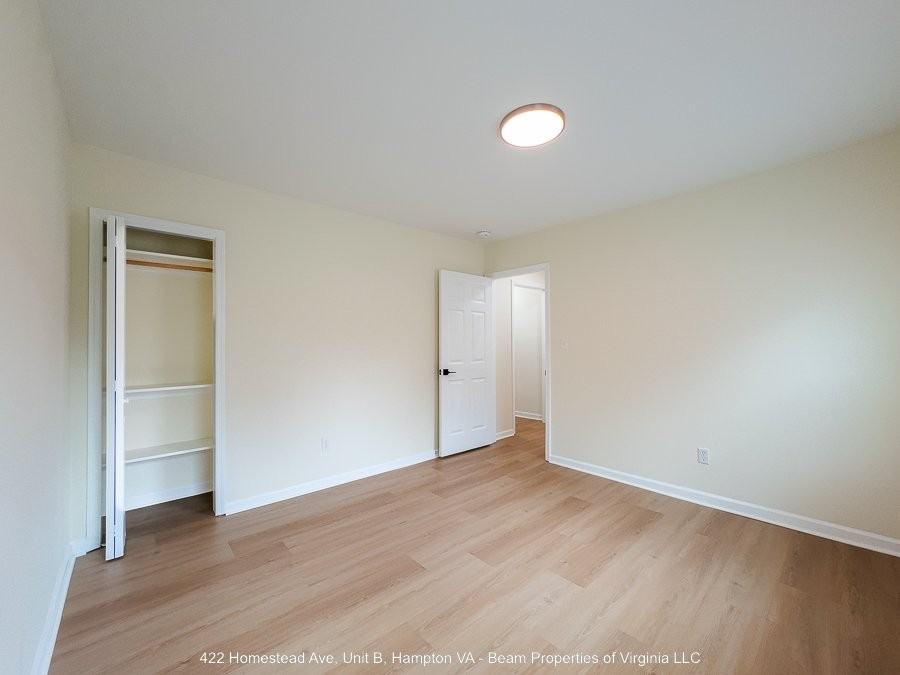 422 Homestead Ave #B - Photo 6 of 18
