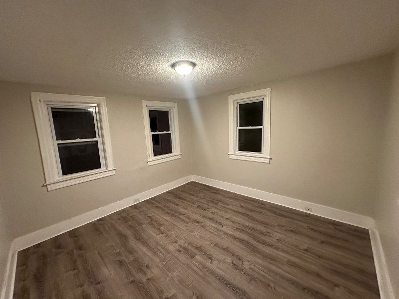 16 Bradley St - Photo 4 of 16