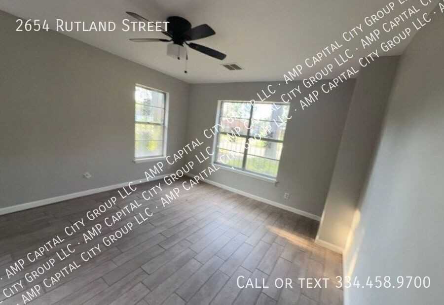 2654 Rutland St - Photo 5 of 12