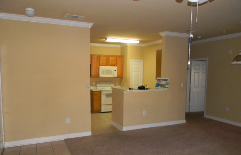 18155 Bridle Club Dr - Photo 3 of 8