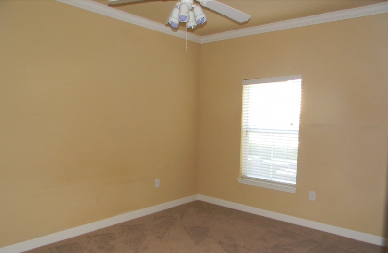 18155 Bridle Club Dr - Photo 6 of 8