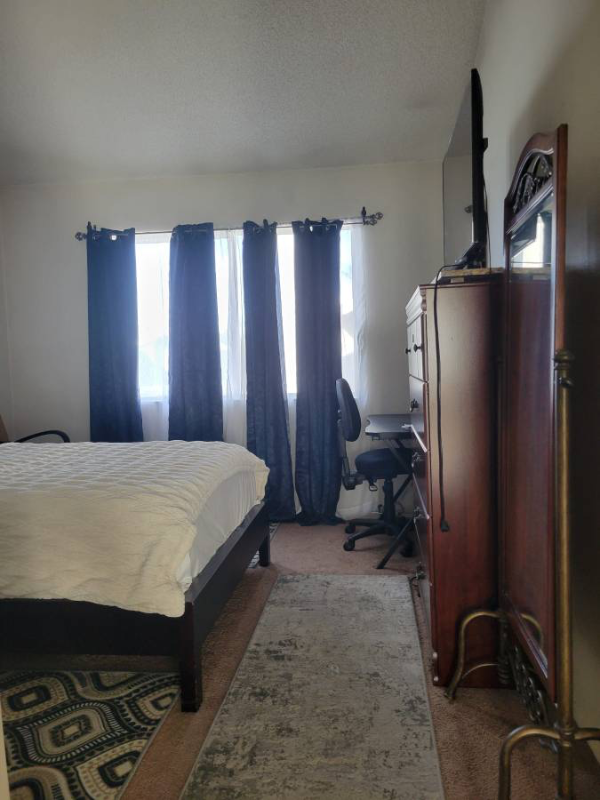 2121 Dufour Ave - Photo 6 of 7