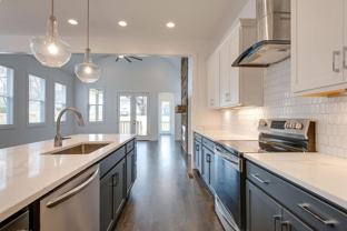 1616 12th Ave N - Photo 1 of 1