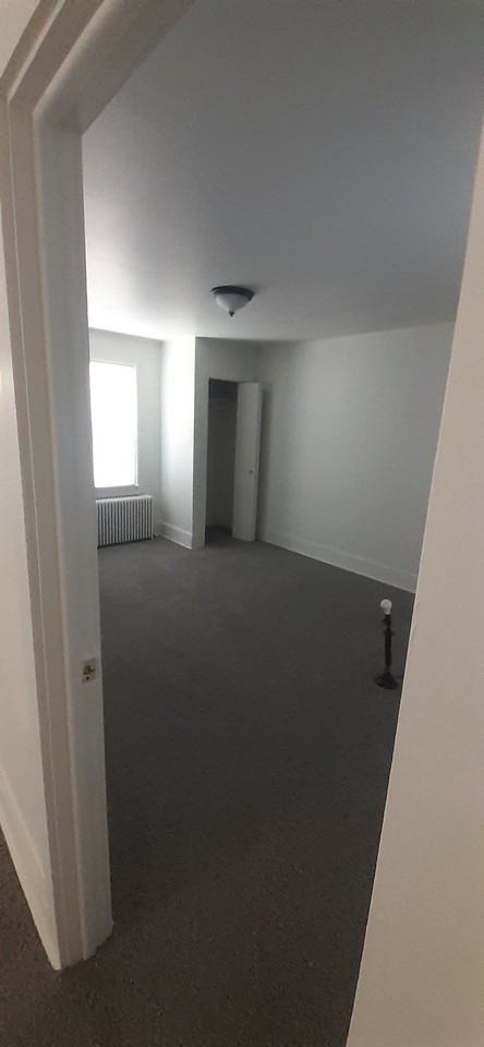 829 Railroad St #101 - Photo 6 of 8