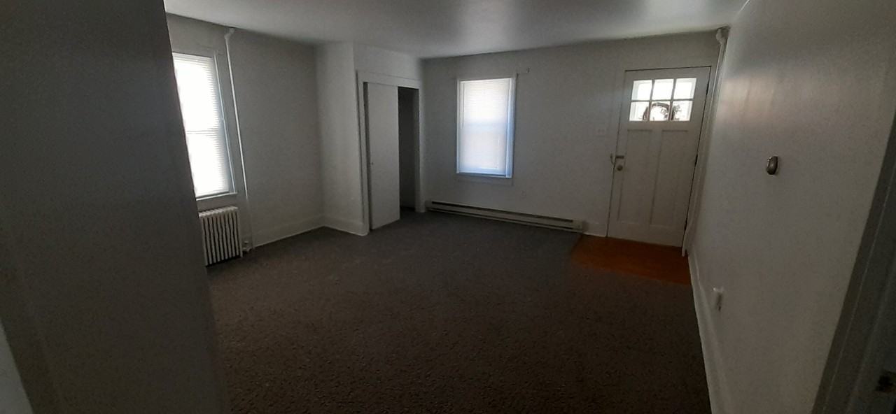 829 Railroad St #101 - Photo 7 of 8