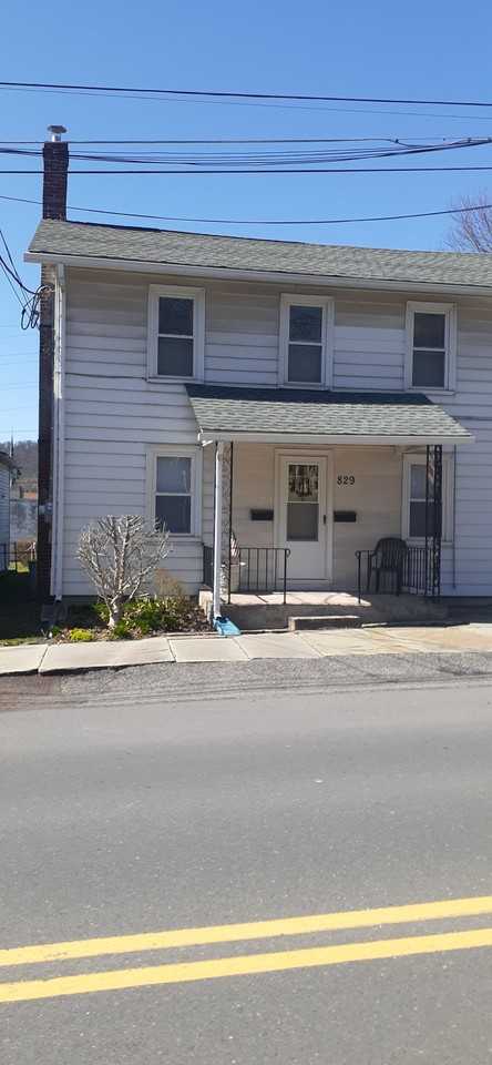 201 Railroad St #201