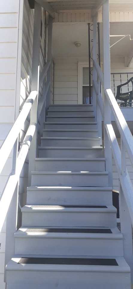 201 Railroad St #201 - Photo 5 of 12