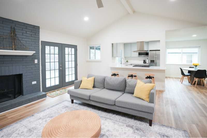 2607 Aldford Dr - Photo 3 of 20