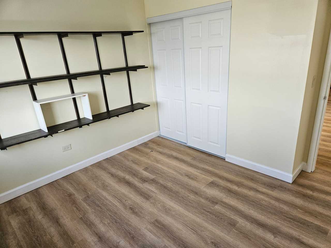 607 W Wrightwood Ave #614 - Photo 7 of 8