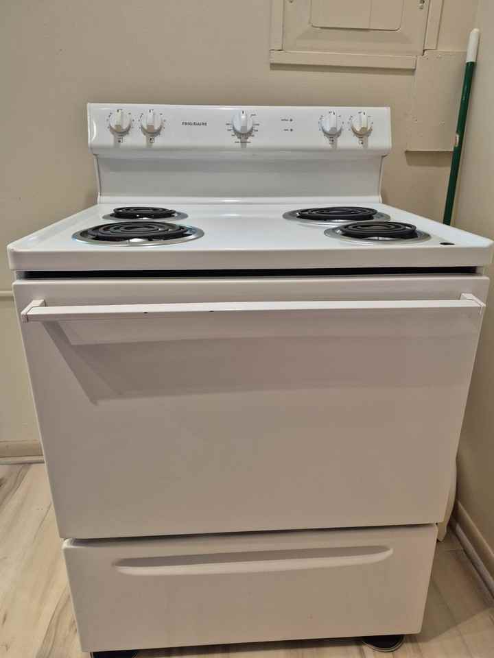 81 W North St #E - Photo 7 of 11