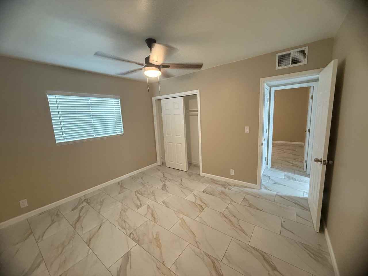 4634 E Burns St - Photo 7 of 12