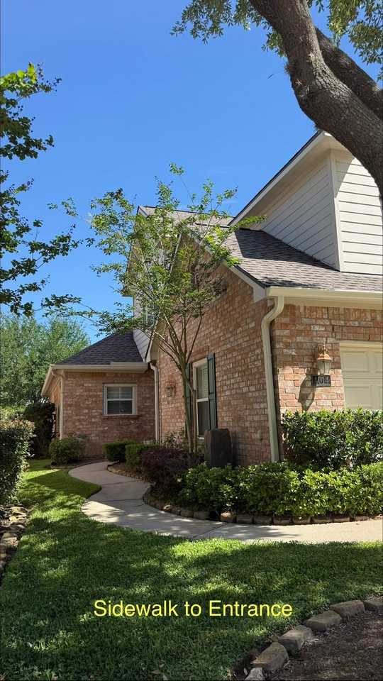 4014 Waterford Ln - Photo 3 of 31