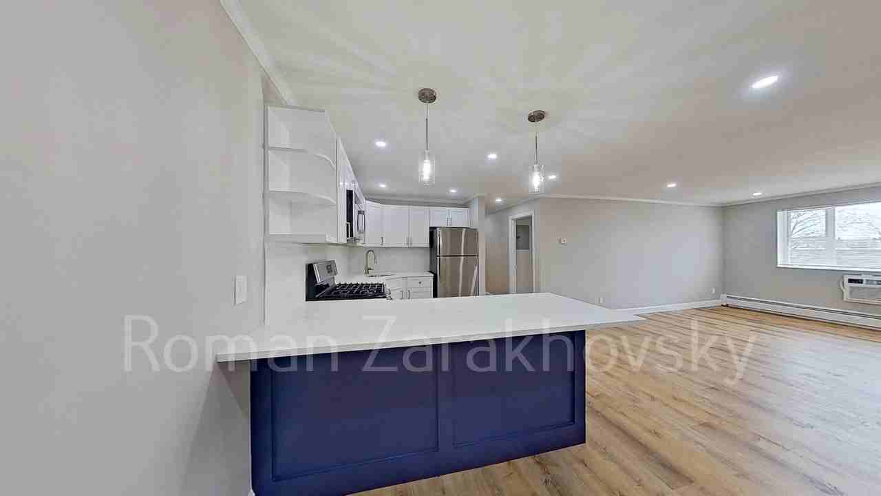 979 Fellsway #10 - Photo 3 of 16