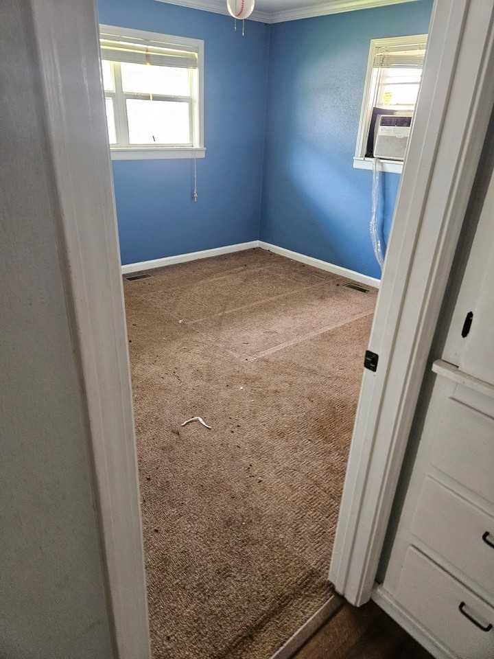 1115 W University Blvd - Photo 7 of 10