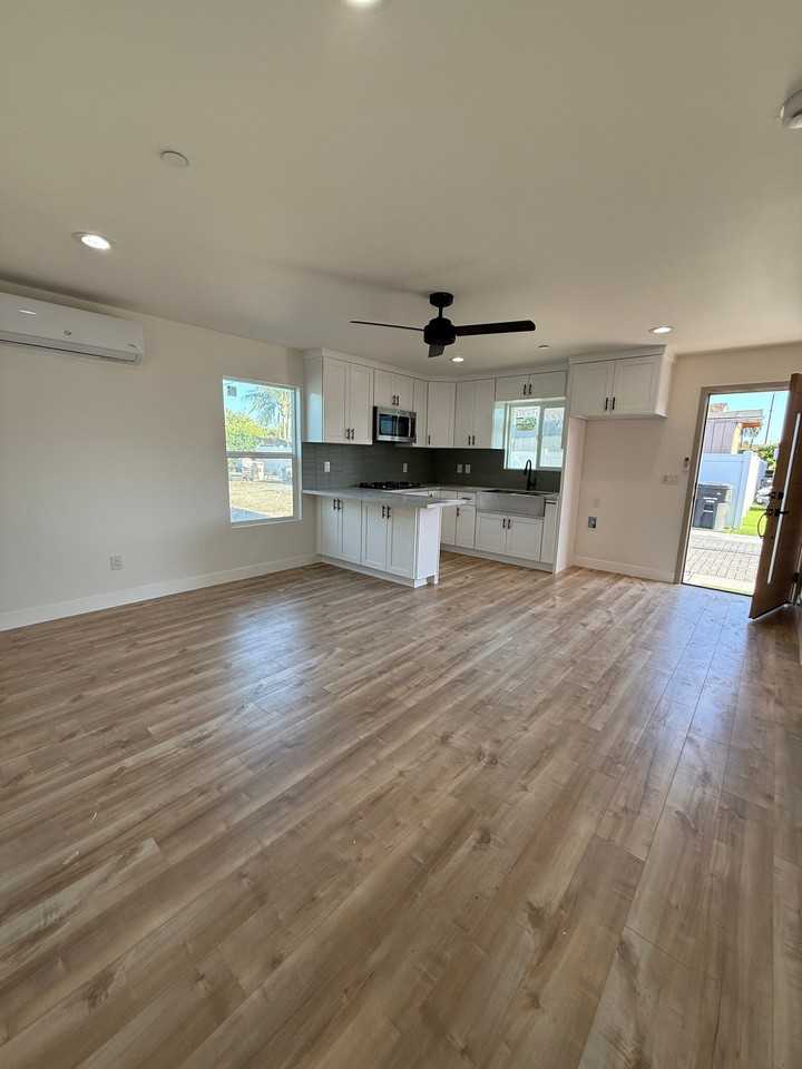 4931 E San Rafael St - Photo 3 of 13