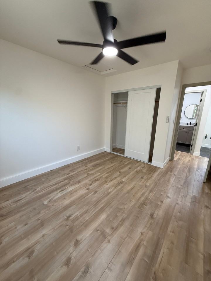 4931 E San Rafael St - Photo 6 of 13