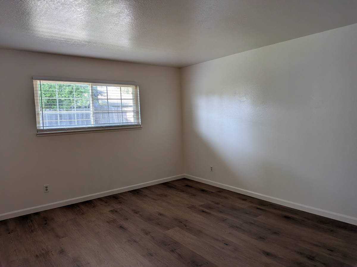 9279 Corinthian Cir - Photo 7 of 15