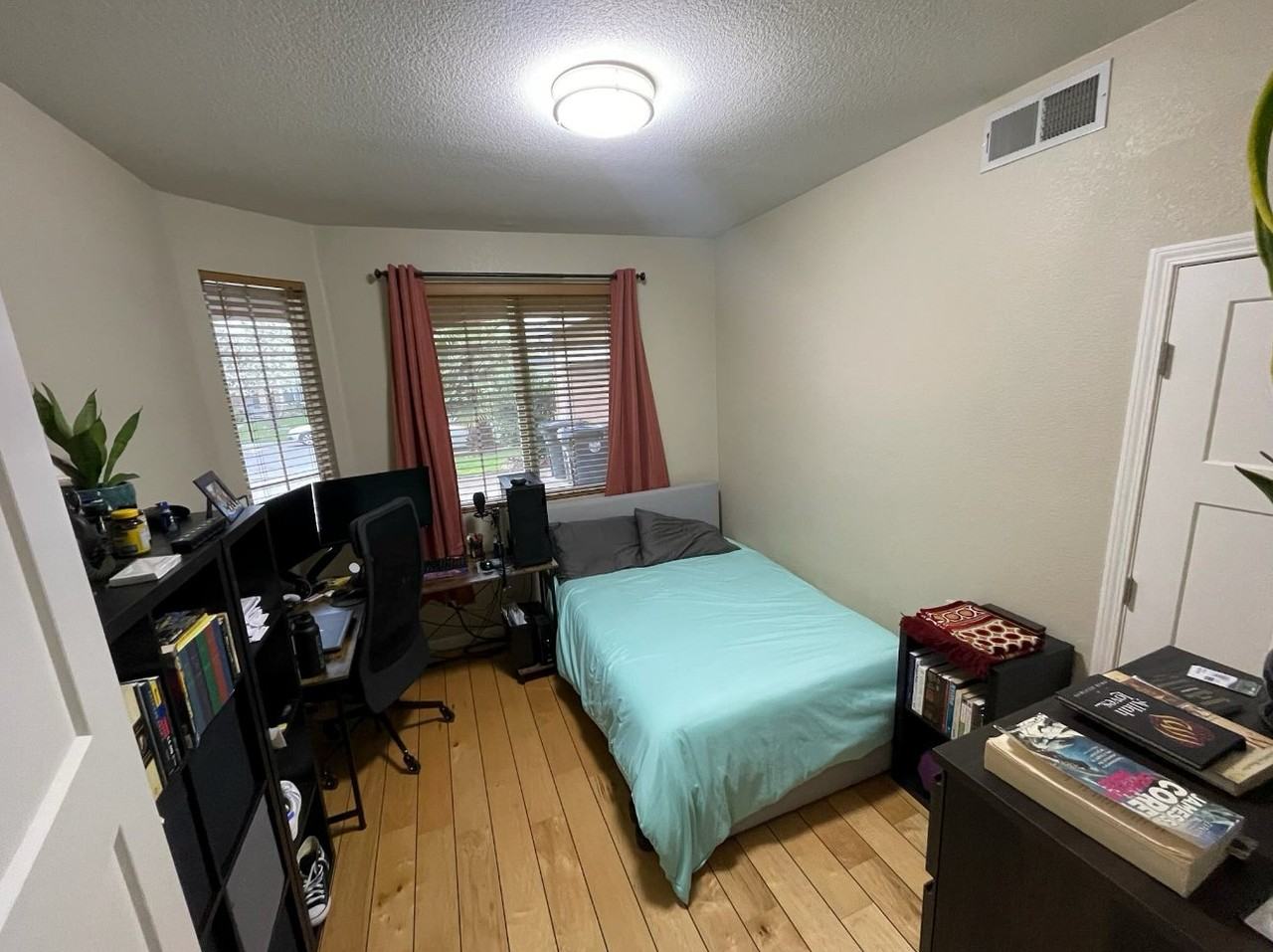 2348 Marina Glen Way - Photo 6 of 9