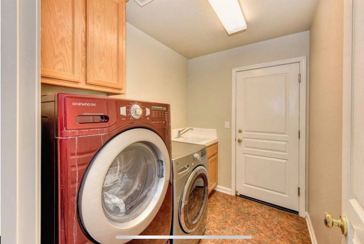 2348 Marina Glen Way - Photo 7 of 9