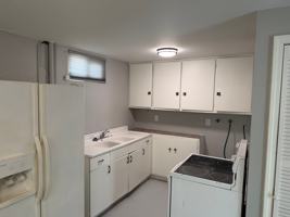 featured image of 19 Bonfoy Ave #B