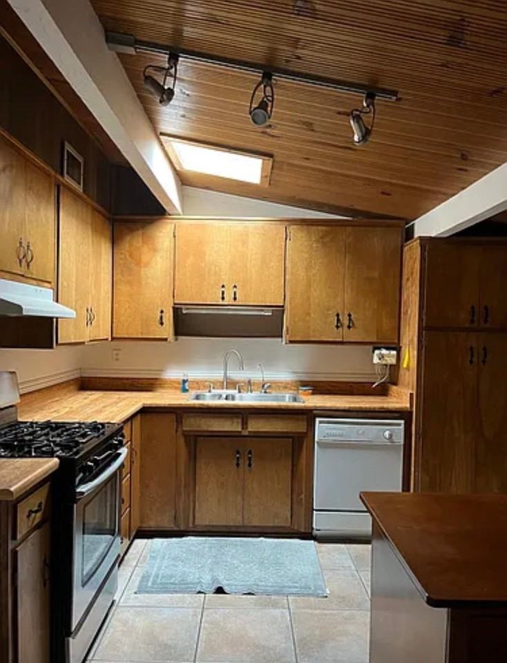 711 Agnes Dr - Photo 4 of 4