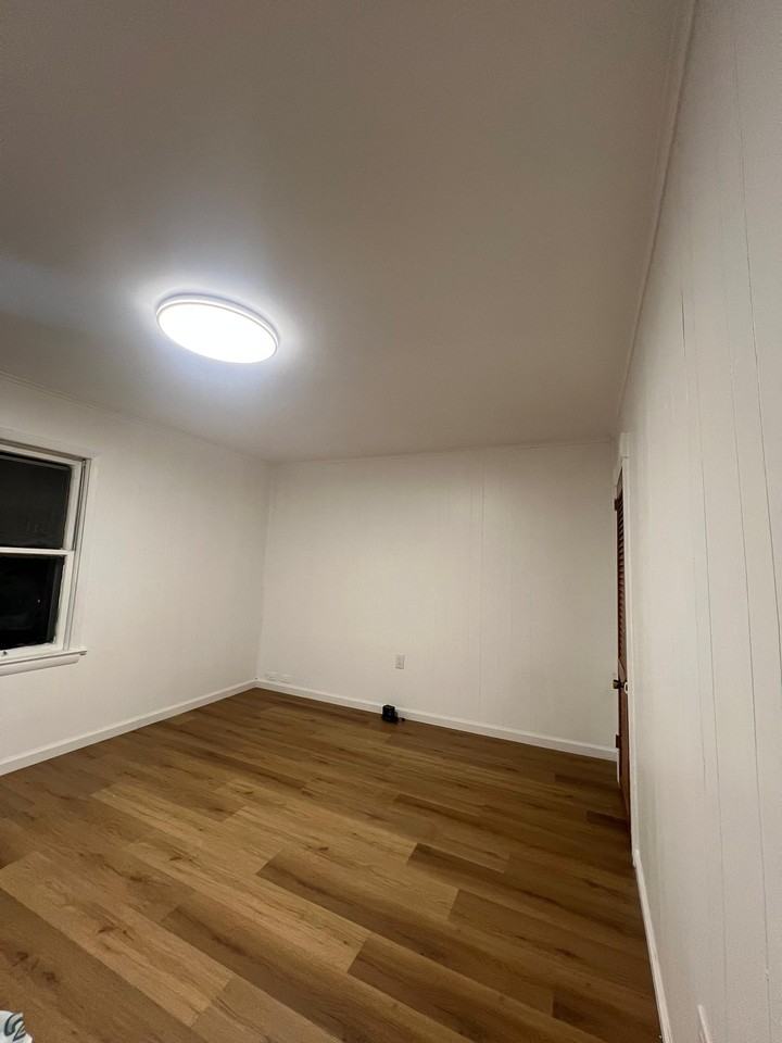 27 Oak St - Photo 3 of 10