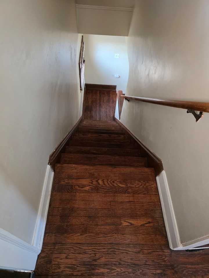 2048 Rossmoor Rd - Photo 7 of 19