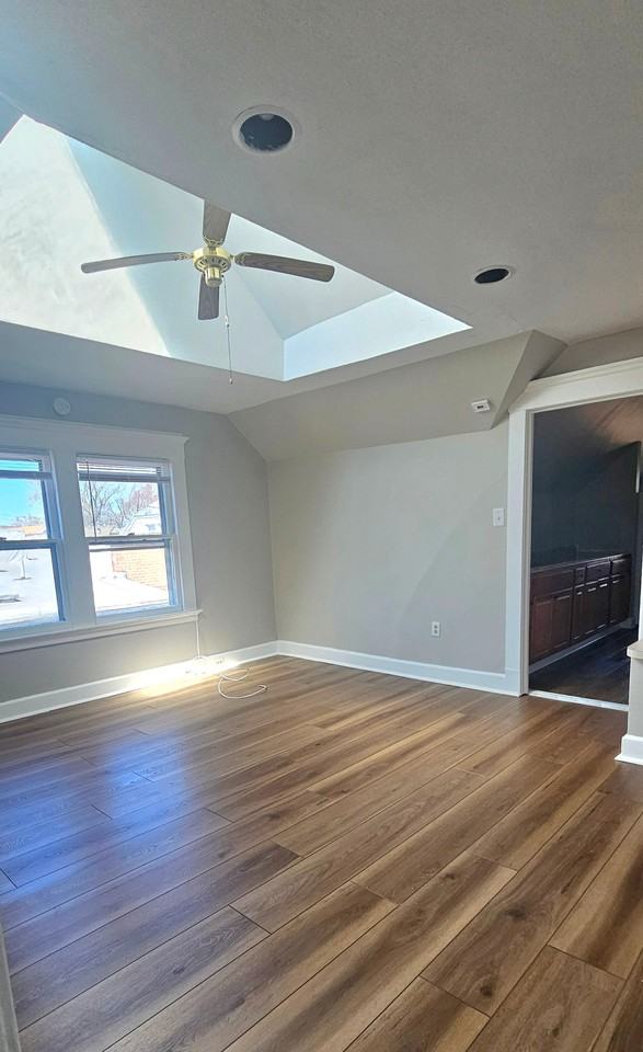 83 Gibbs St #3 - Photo 3 of 14