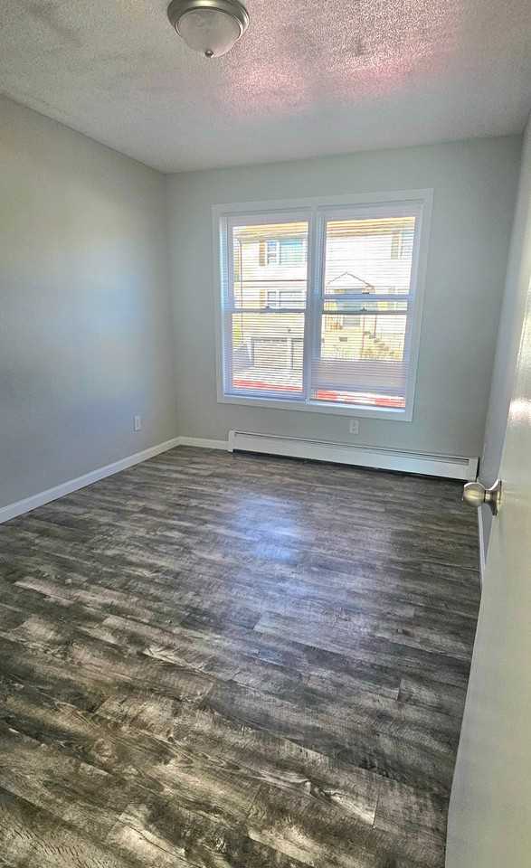 43 Hillside Ave #3 - Photo 7 of 14