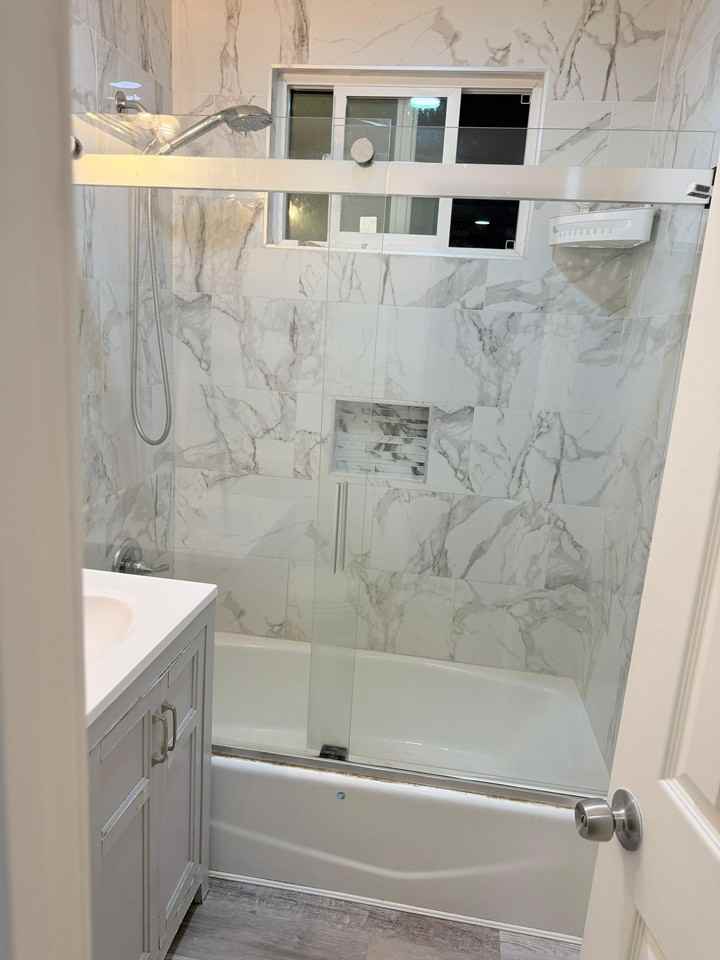 3631 47th St - Photo 2 of 12