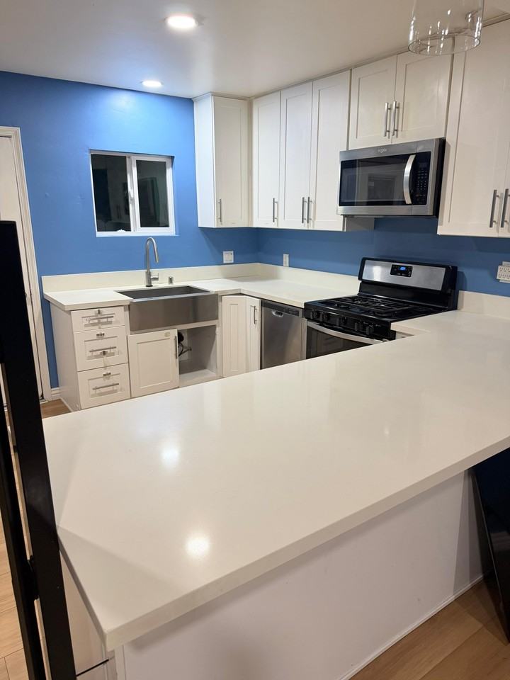 3631 47th St - Photo 6 of 12