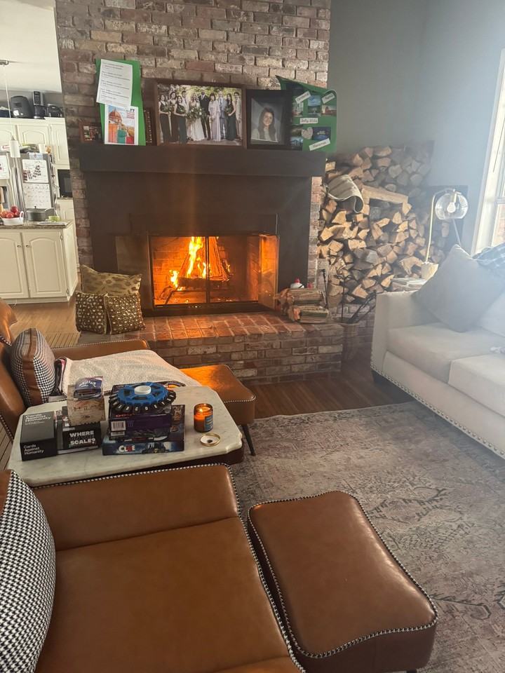 401 Foxwood Dr - Photo 7 of 22