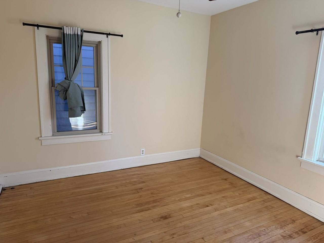 1645 N Astor St #A - Photo 7 of 12