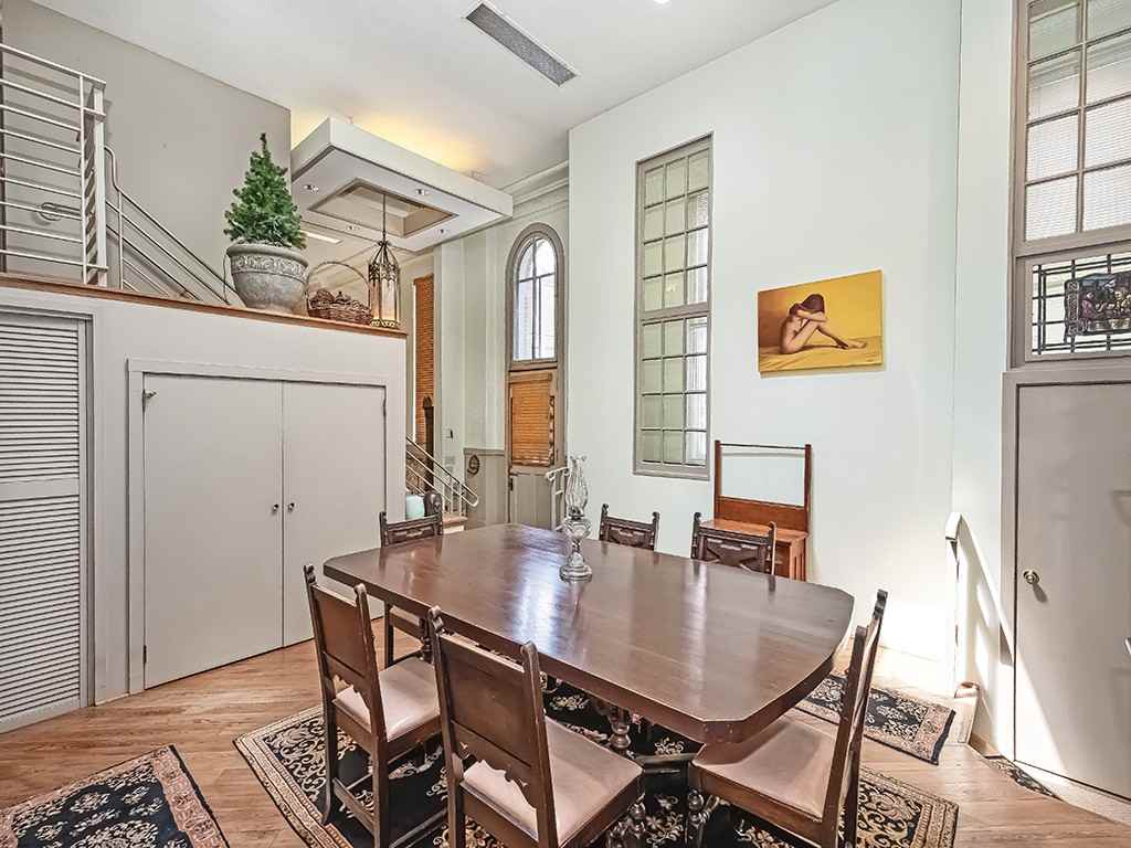 900 Bingham St - Photo 4 of 13