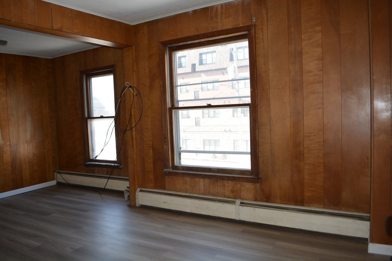 1017 Park Avenue #2F - Photo 3 of 11