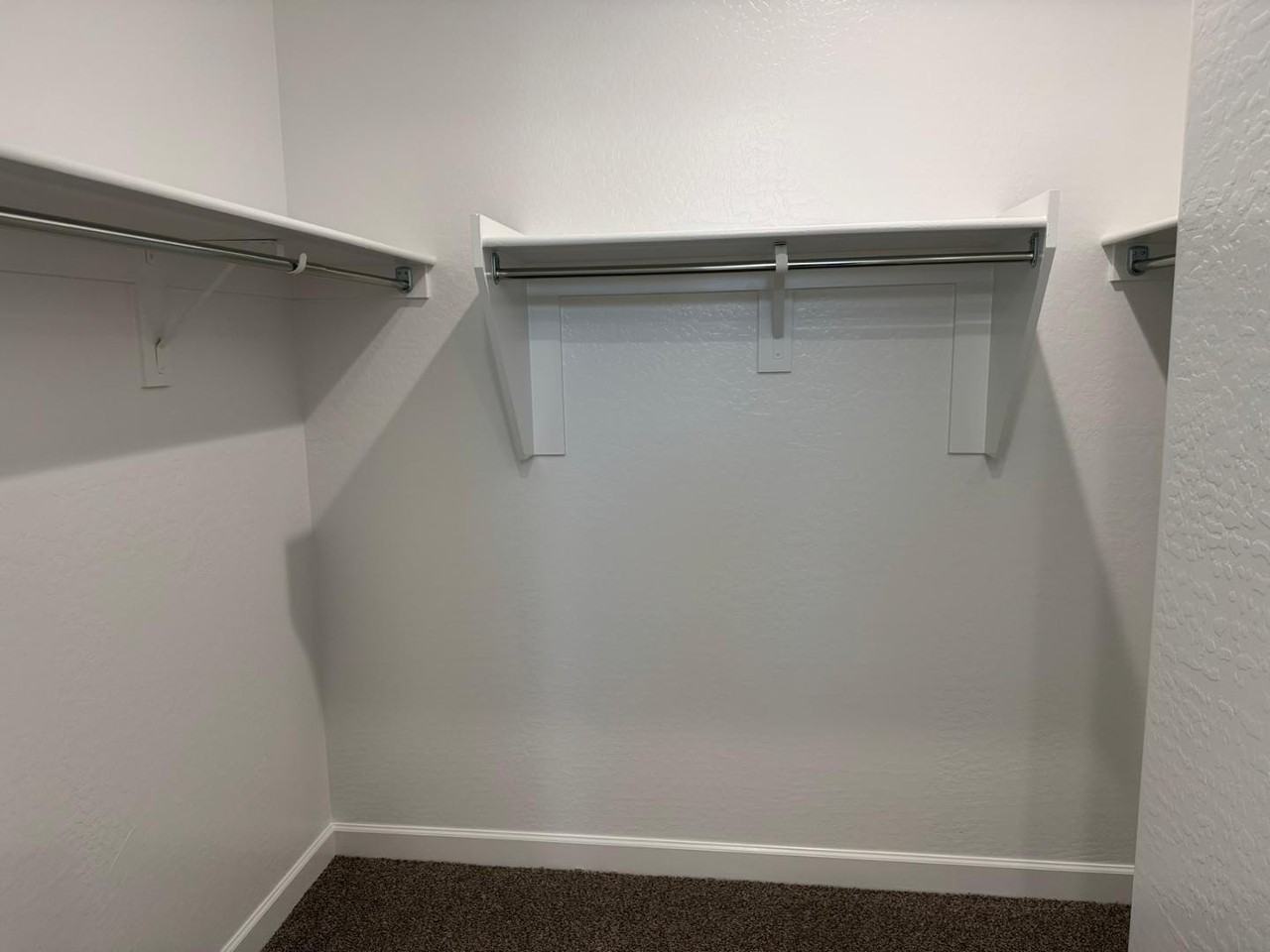 2126 W Simone Ave - Photo 6 of 12