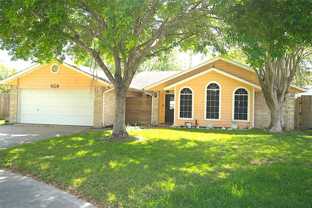 6133 Cumberland Cir - Photo 1 of 1